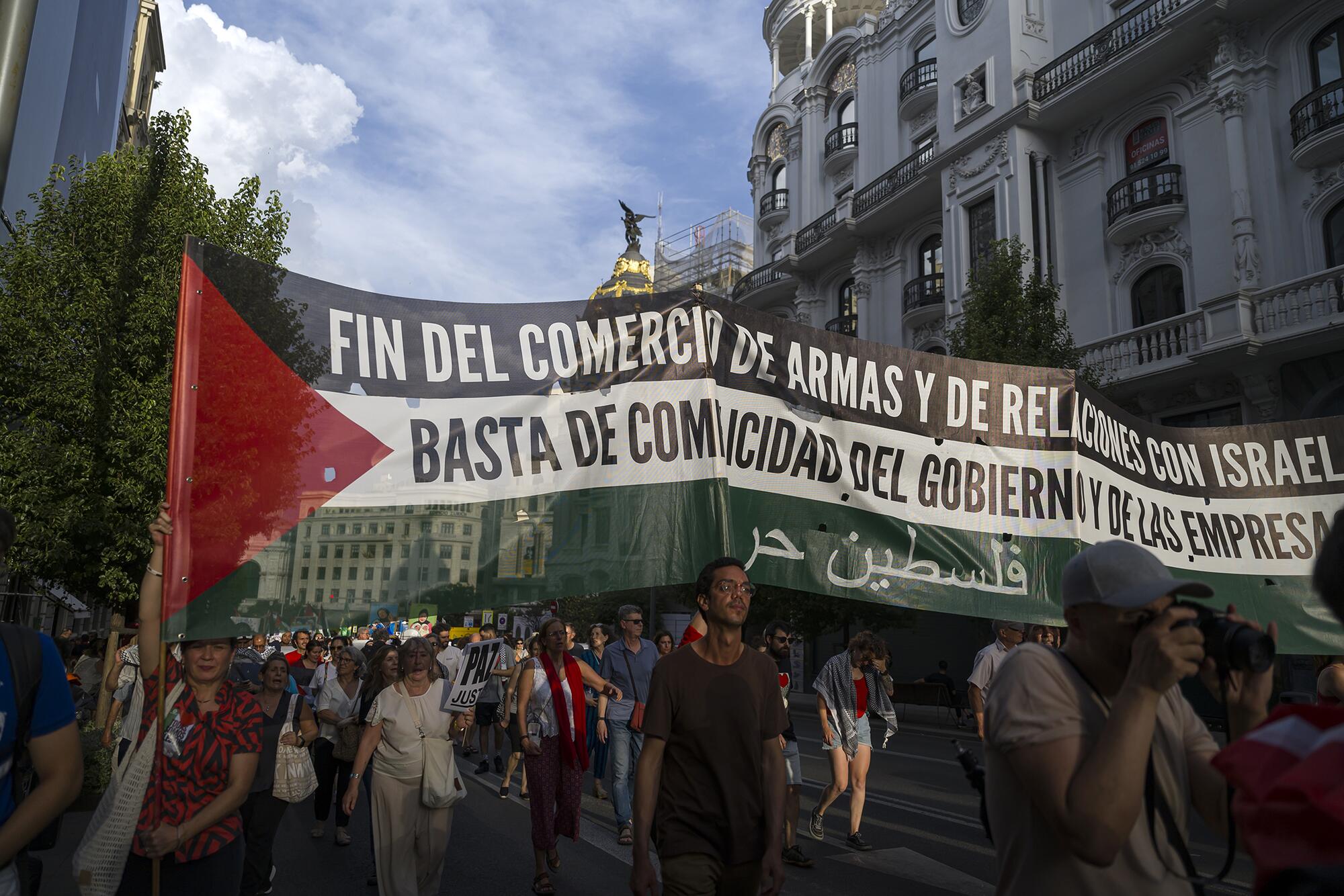 Gaza Cibeles Plza España - 10